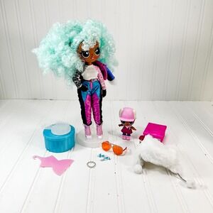 LOL Surprise OMG Winter Chill Icy Gurl Fashion Doll and accessories BRR B.B. tot